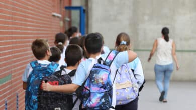 Cataluña retira la obligación de mascarillas en los patios de los colegios