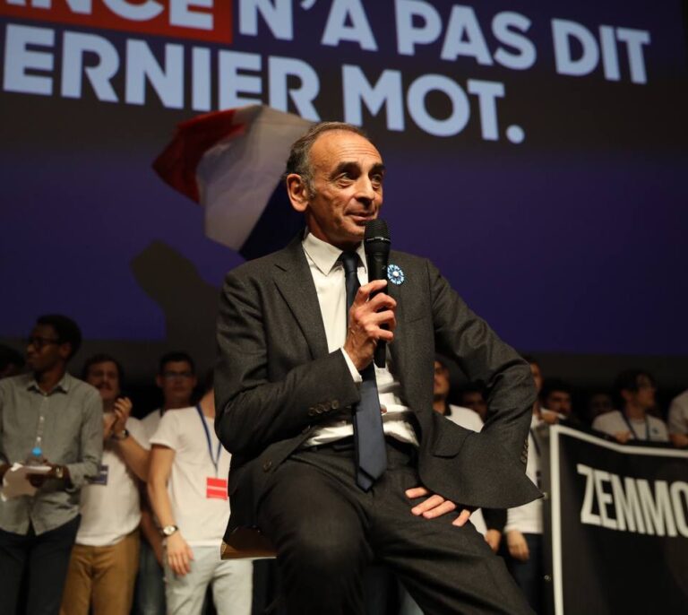 El ultranacionalista Eric Zemmour será candidato a las presidenciales francesas de 2022