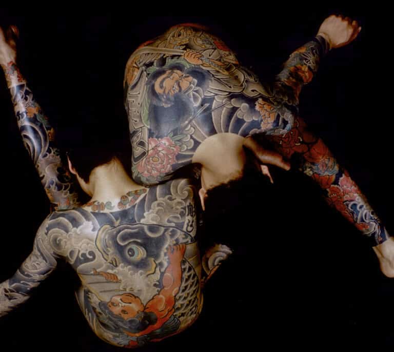 El cuerpo como lienzo: el tatuaje entra en los museos elevado a obra de arte