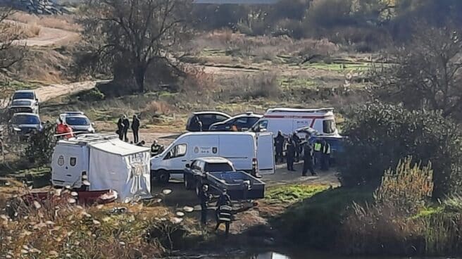 Los equipos especializados de la Policía Nacional han hallado en la mañana de este viernes un cadáver en la zona del río Guadiana, en Badajoz, donde se buscaba a Pablo Sierra