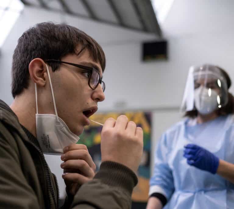 Galicia establecerá positivos con solo un test de antígenos sin necesidad de PCR