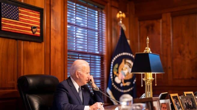 Joe Biden habla por teléfono con Vladimir Putin, desde Wilmington, Delaware, el 30 de diciembre de 2021. Joe Biden habla por teléfono con Vladimir Putin, desde Wilmington, Delaware, el 30 de diciembre de 2021.
