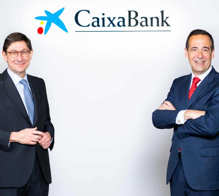 CaixaBank gana 1.573 millones de euros, un 17% más sin tener en cuenta el 'efecto de la fusión'