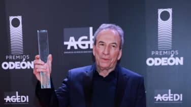 José Luis Perales: "Me bajaría del escenerio y abrazaría a la gente"