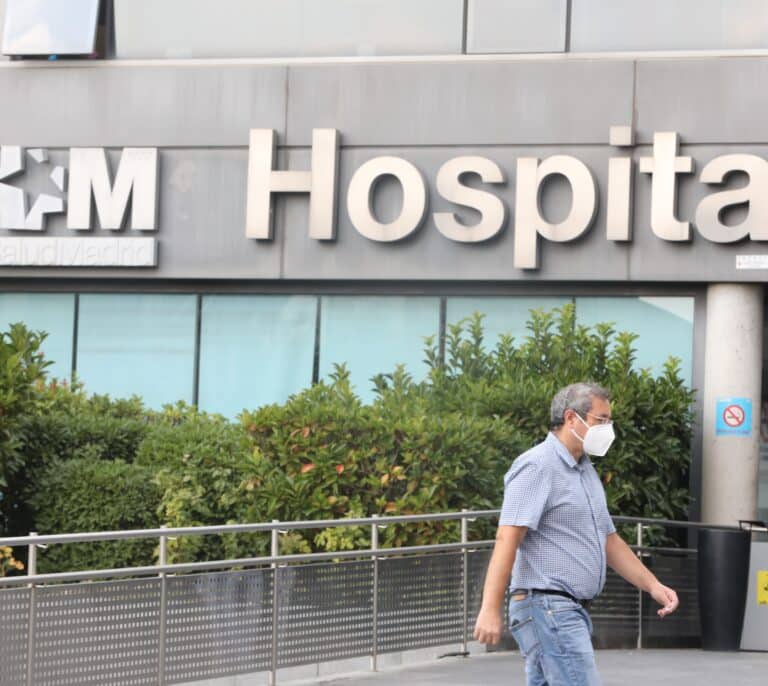 Madrid abre 15 puntos de tests masivos en hospitales para liberar las urgencias y los centros de salud