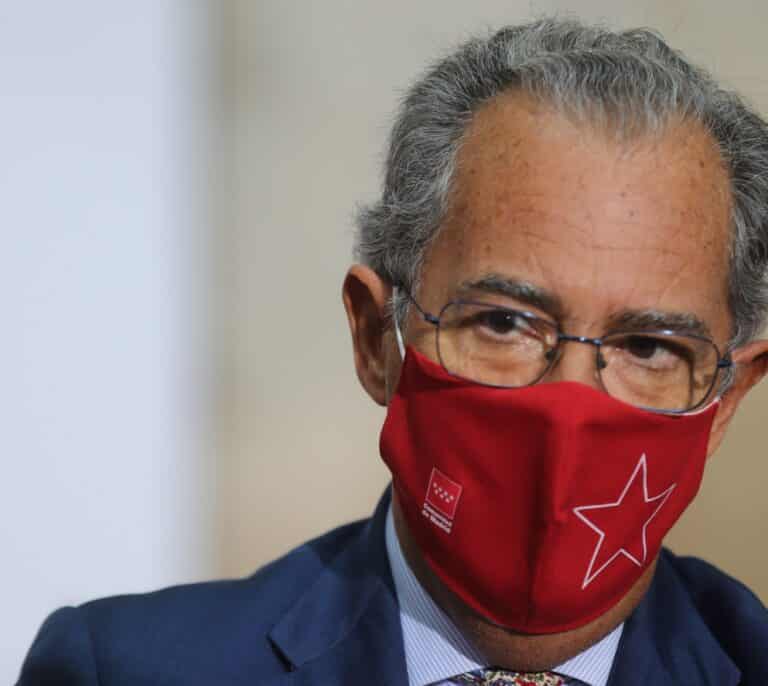 Madrid pide al Gobierno la retirada del currículo de Bachillerato por tener contenidos "ideologizados"