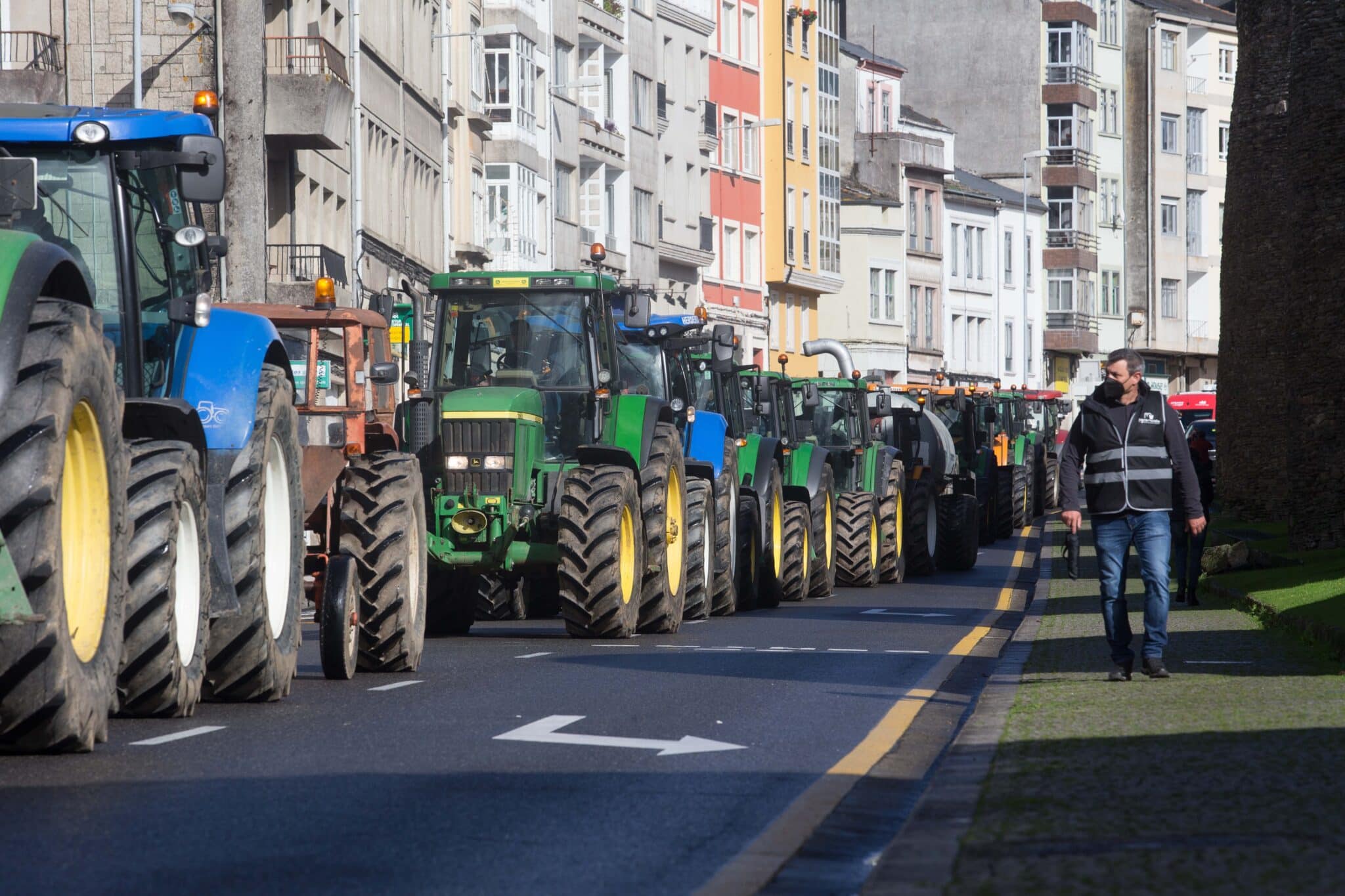 Tractorada de ganaderos en Lugo.