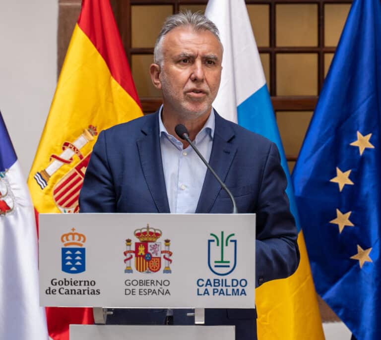 El presidente de Canarias llama a "extremar las precauciones" por el aumento de contagios