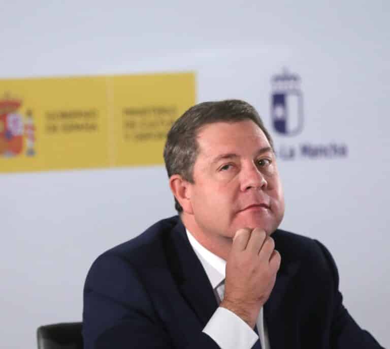 García Page: "El PP está tan al monte que solo cuando se equivocan lo hacen bien"