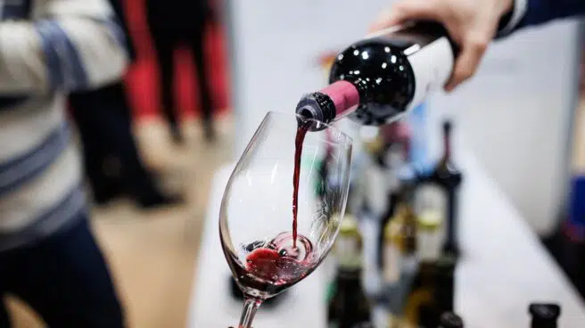 El consumo de vino recupera la tendencia alcista en España y creció un 6% en octubre, según la OIVE