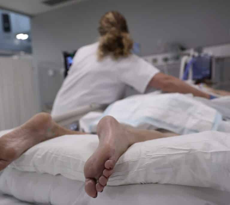 La sexta ola de ómicron dejará 9.000 muertos en España, según la Universidad de Washington