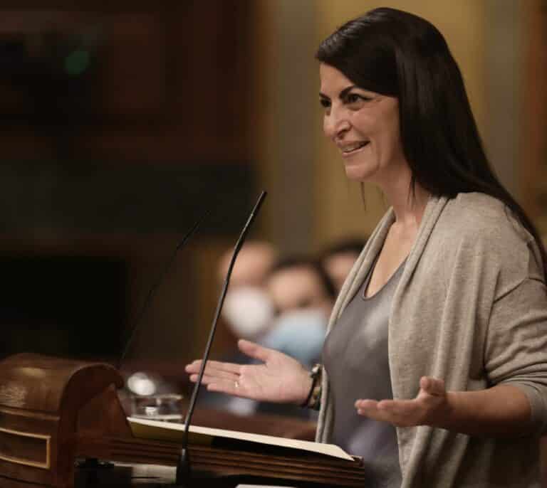 Macarena Olona, a Yolanda Díaz: "Usted es un castigo para la clase obrera"