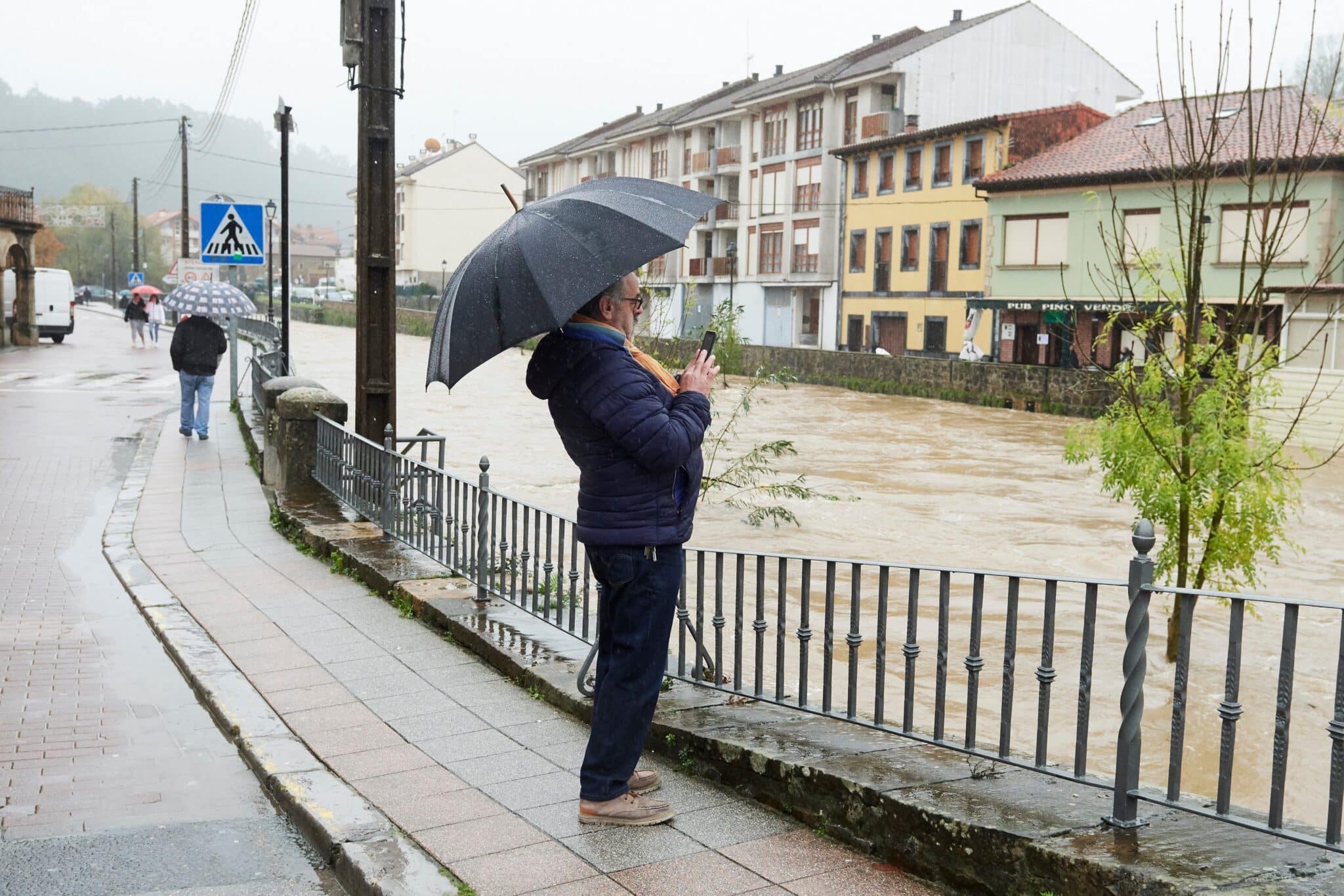 Temporal de lluvia en Ampuero (Cantabria).
