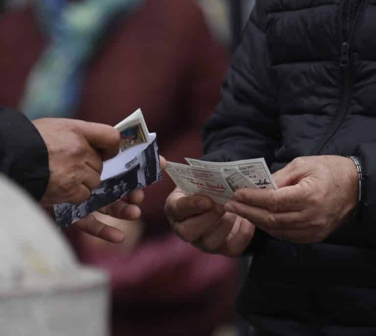 Cómo compartir un décimo de la Lotería de Navidad