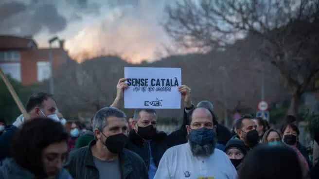 Carta de la familia de Canet a su “Estimada Cataluña”: “Hay que dejar de tragar y tragar”