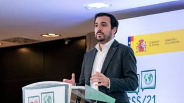El ministerio de Garzón empieza a multar a empresas con la legislatura agotada