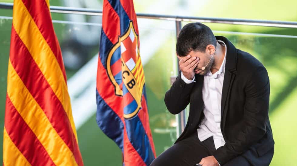 Kun Agüero anuncia su retirada.
