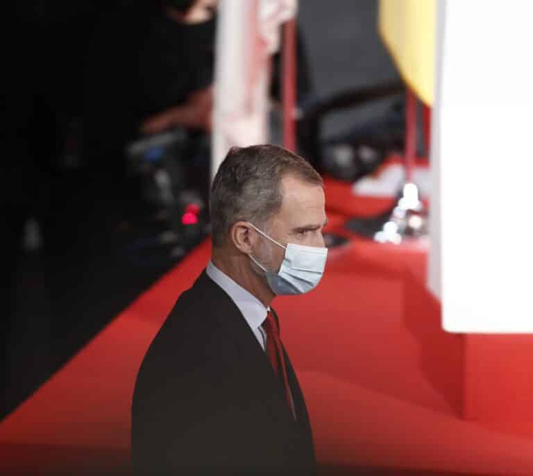 La alargada sombra del regreso del Rey emérito empaña el discurso de Felipe VI