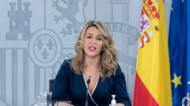 Yolanda Díaz, tómbola y chocolatada