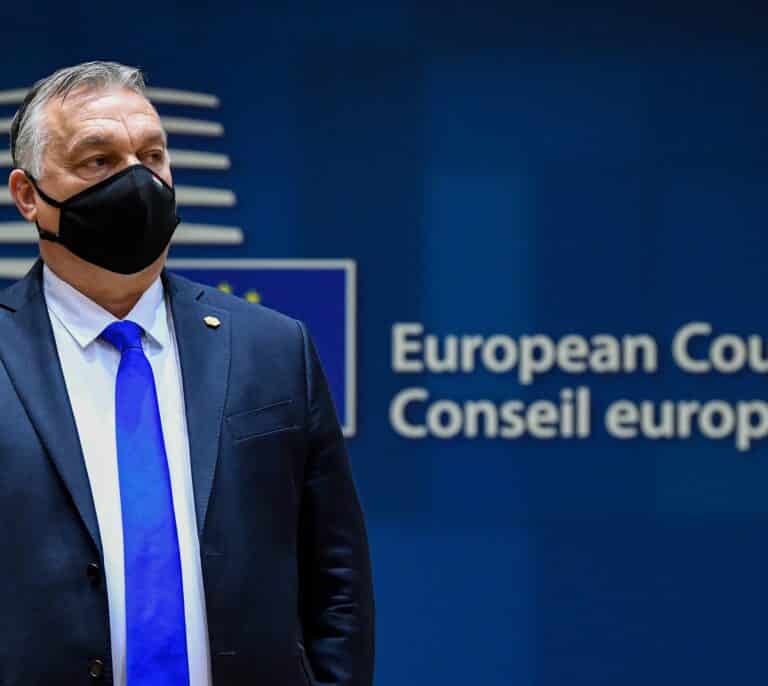 Hungría se queda sola en su no al veto al petróleo ruso al que acceden Alemania y Austria