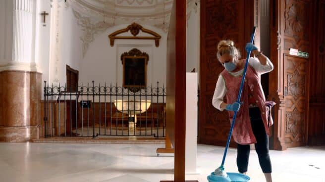 Iglesia Santiago Apóstol de Málaga antes de pasar a la Fase 1