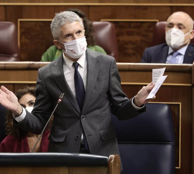 Línea directa entre los presos de ETA e Interior: "¿Alguna cosa concreta que traslade?"