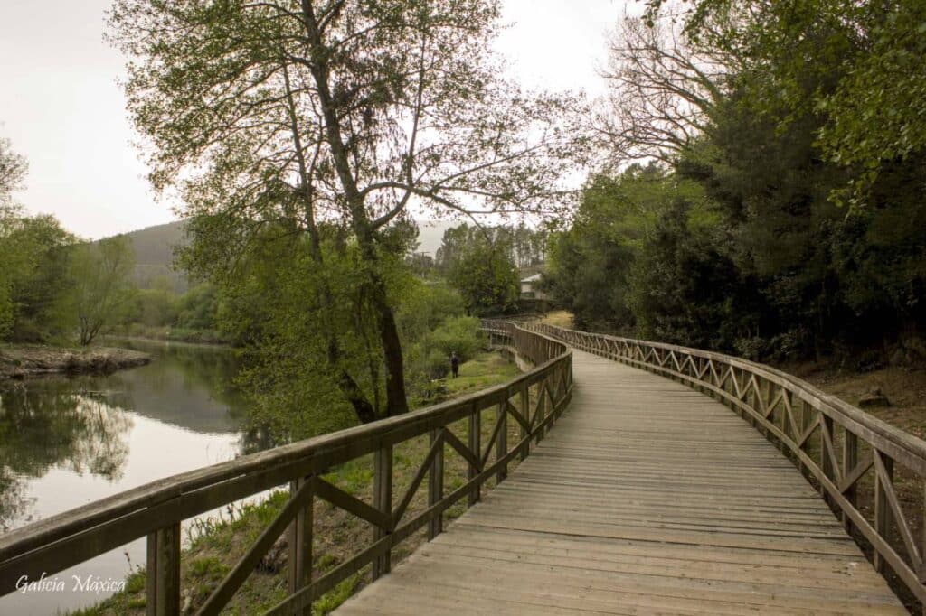 Paseo Fluvial de Dumbría