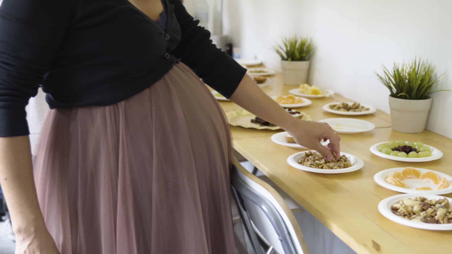 Una de las madres participantes en la intervención sobre la dieta en el marco del estudio Impact