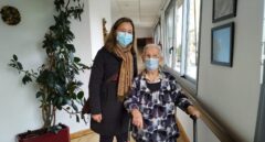 Las dos primeras vacunadas de España, un año después: "Araceli, con 97 años, está estupenda"