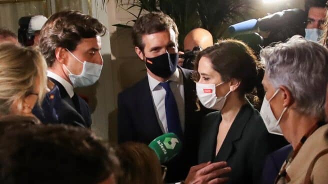 Pablo Casado e Isabel Díaz Ayuso, en la presentación del libro de Mariano Rajoy.