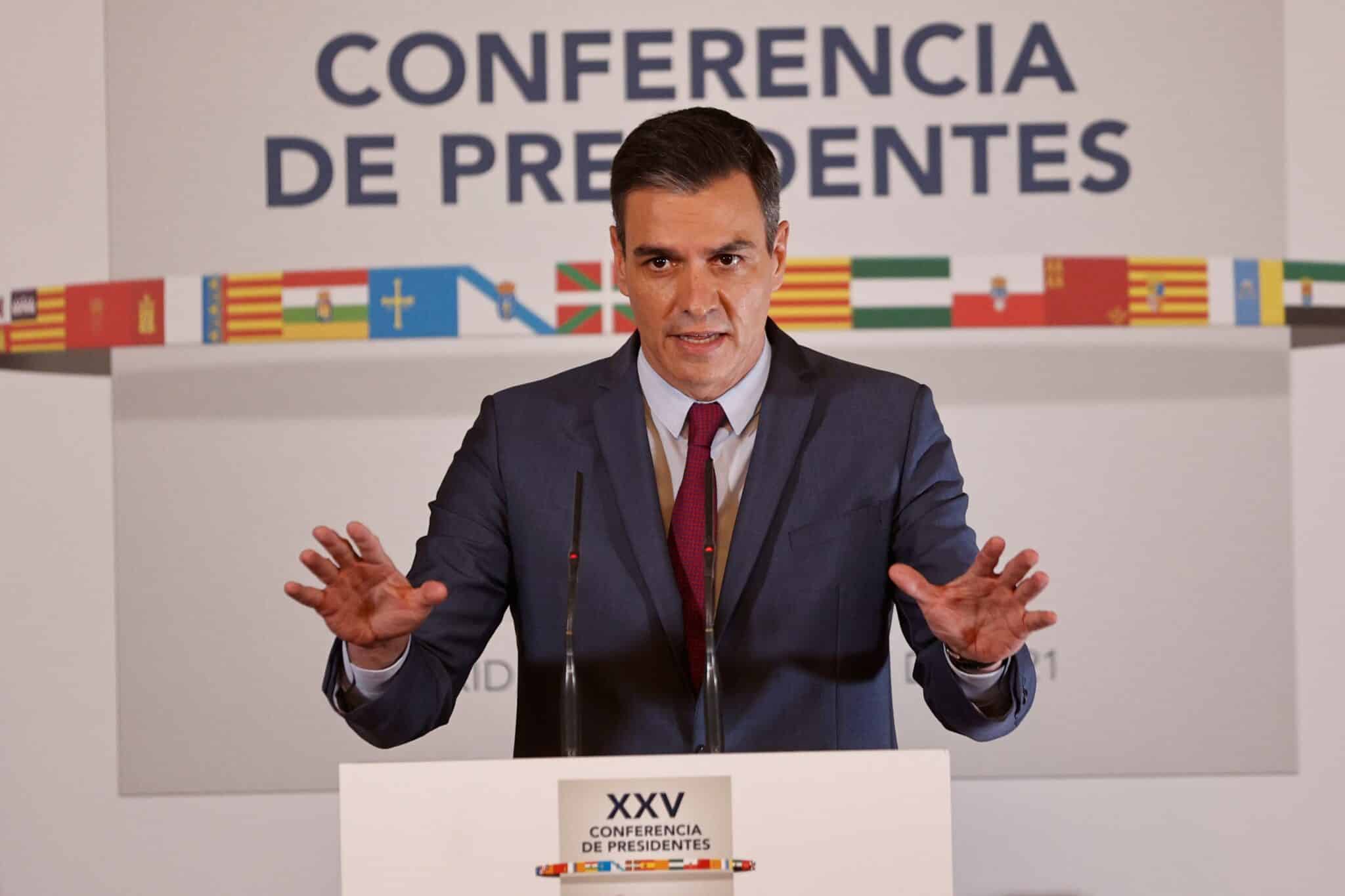 El presidente del Gobierno, Pedro Sánchez, ofrece una rueda de prensa tras la reunión telemática de la XXV Conferencia de presidentes autonómicos