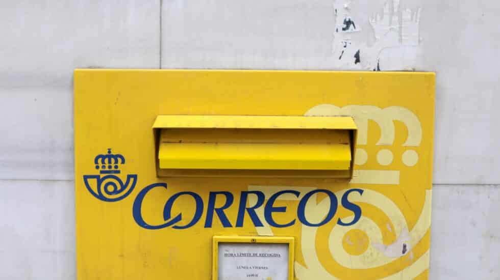 Imagen de un buzón de Correos.