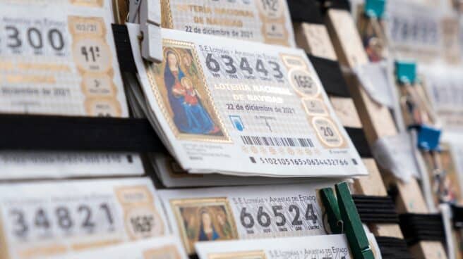 Comprueba aquí tu décimo de la Lotería de Navidad 2021 Varios décimos de la administración de lotería Doña Manolita.