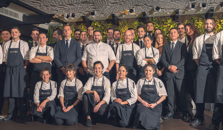 Dani García saca pecho con sus dos estrellas Michelin: "Smoked Room es un Fórmula 1"