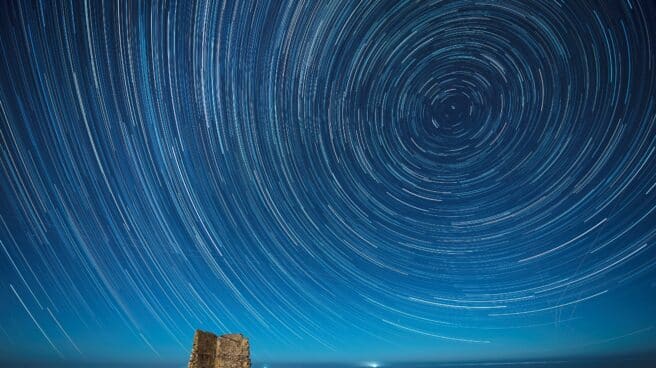 Lluvia de estrellas de la Gemínidas en Ubiarco (Cantabria).