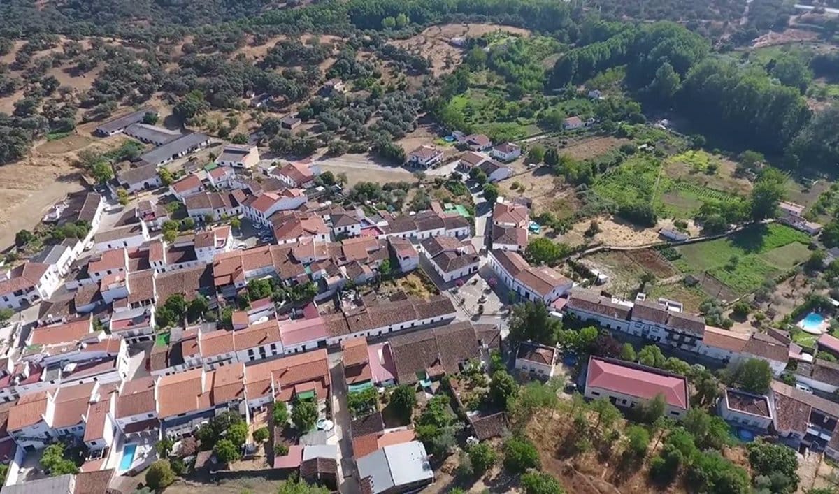 Fallecida una motorista de 41 años por un accidente de tráfico en La Nava (Huelva)