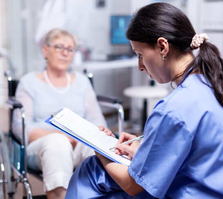 Fractura de cadera, un riesgo silencioso que conviene prevenir