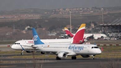La matriz de Iberia podría ceder rutas a Ryanair para que Bruselas apruebe la compra de Air Europa