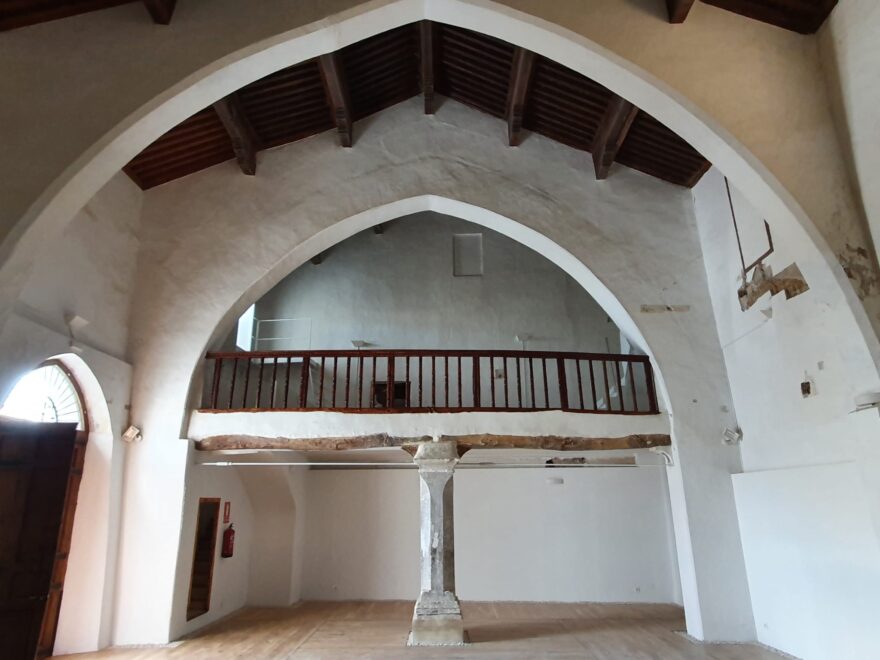Interior de la sinagoga medieval de Híjar.