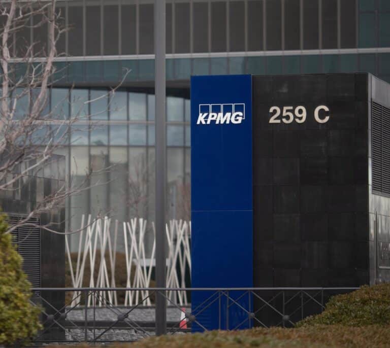 KPMG eleva un 10% su facturación en su año fiscal, hasta un récord de 28.400 millones