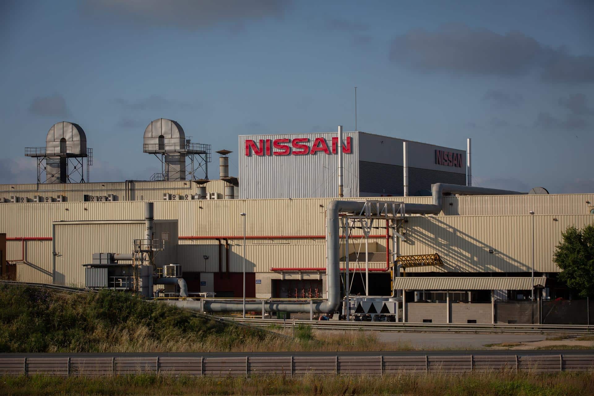 xterior de la fábrica de Nissan en la Zona Franca de Barcelona - EUROPA PRESS / DAVID ZORRAKINO