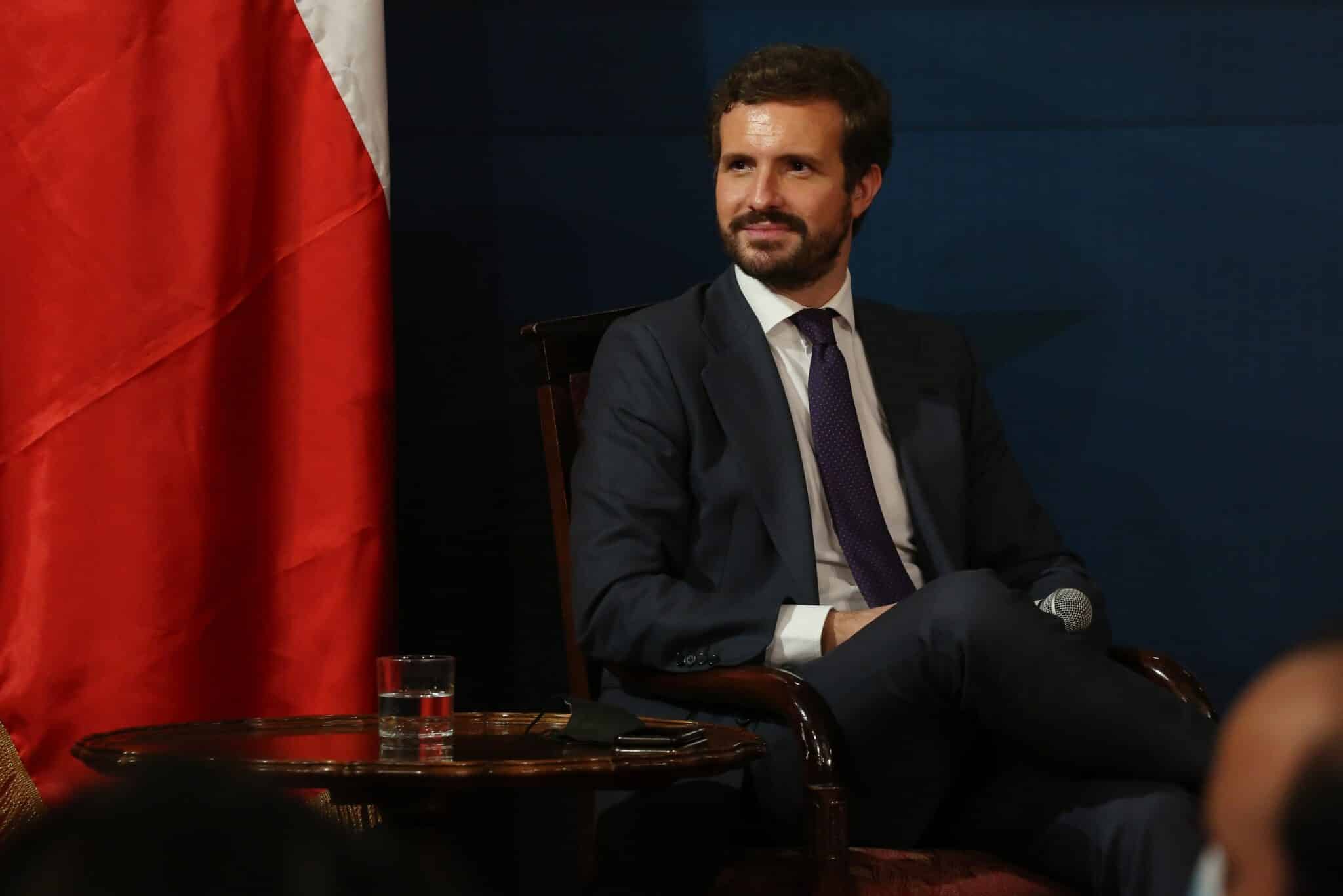 El presidente del Partido Popular (PP), Pablo Casado, en una conferencia en Chile