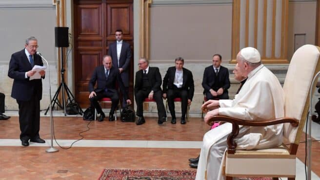 El Papa Francisco, durante un encuentro con juristas católicos italianos.