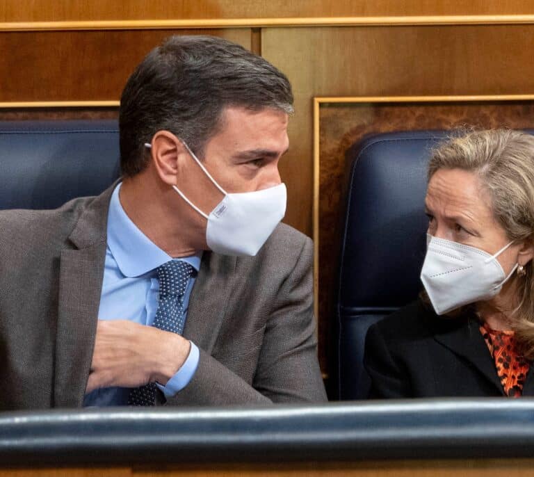El reto (casi) imposible de tramitar 70.000 millones de fondos europeos en tres años y con una Administración sin digitalizar