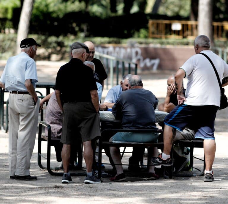 Calcula cuánto suben las pensiones contributivas en 2022