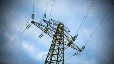 La crisis energética condena a la luz a comenzar 2022 en niveles récord
