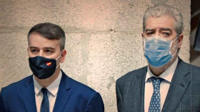 Reunión entre Pedro Sánchez e Isabel Díaz Ayuso en la Real Casa de Correos El exdirector del gabinete del presidente del Gobierno, Iván Redondo, y el de la presidenta de la Comunidad de Madrid, Miguel Ángel Rodríguez.