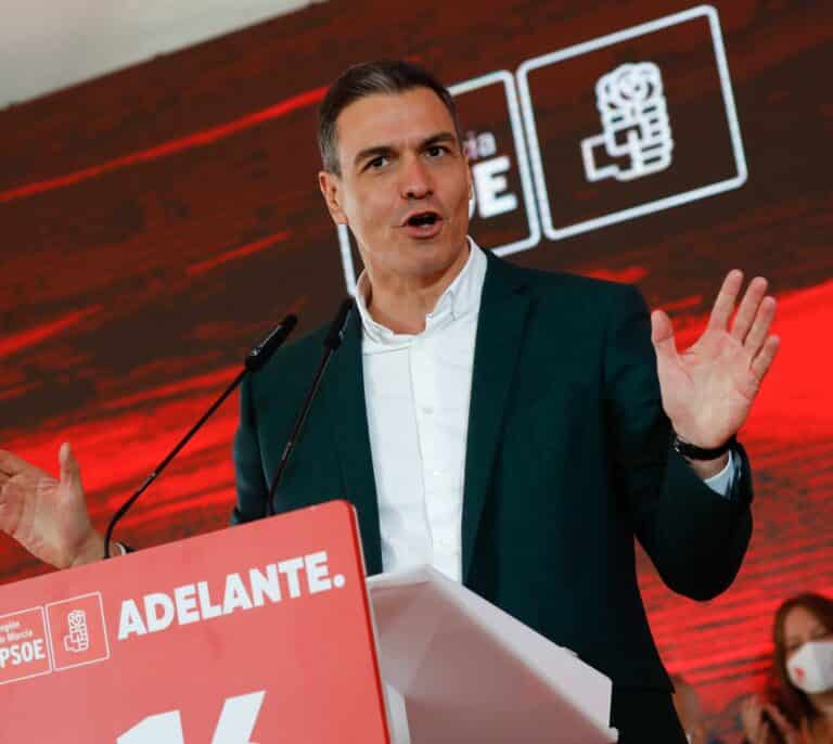 Sánchez defiende que el espíritu de la Constitución "sigue vivo": "Trabajemos por la justicia social, por la igualdad"