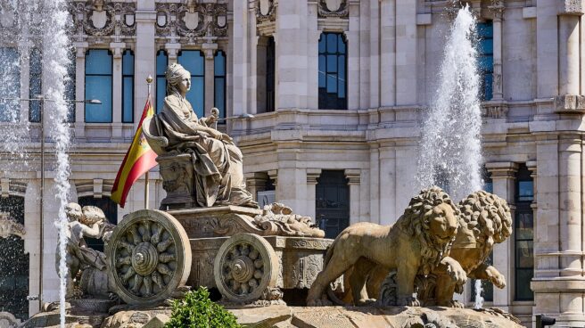 plaza-cibeles-madrid Fuente de la plaza Cibeles, Madrid