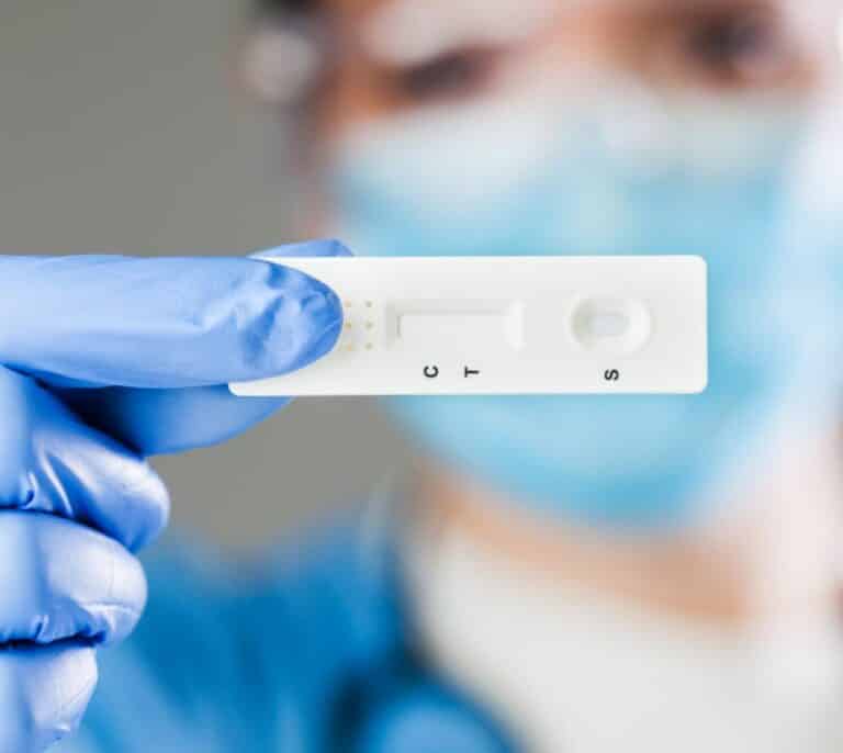 Detectan un primer caso en Galicia de la subvariante BA.2 de ómicron
